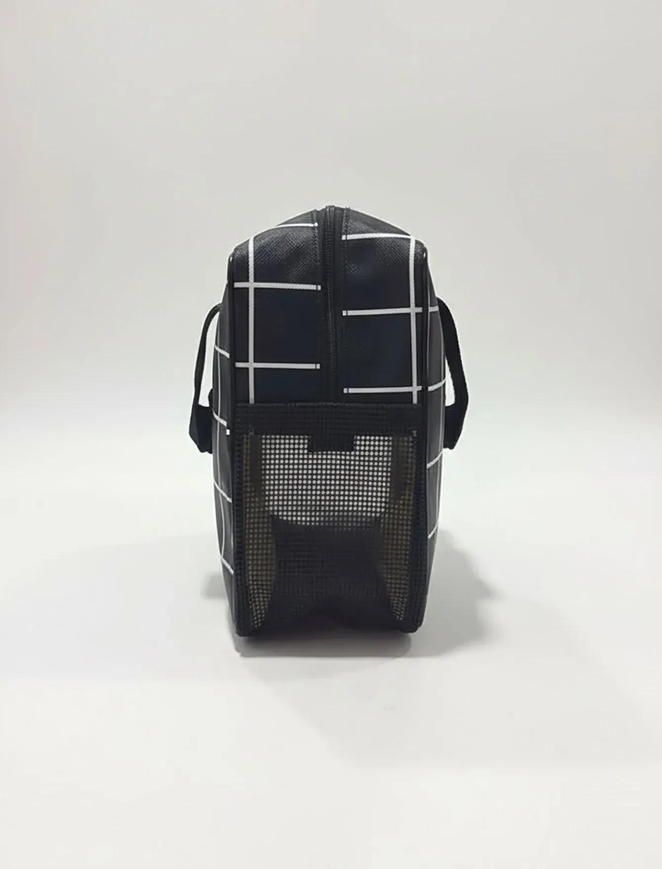 کیف آرایشی ساده چهارخانه