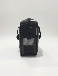 کیف آرایشی ساده چهارخانه