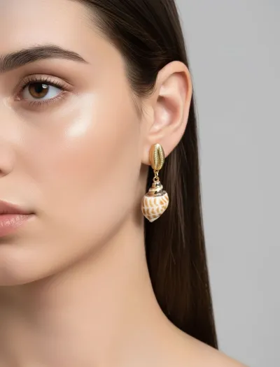 گوشواره زنانه صدف آویزی
